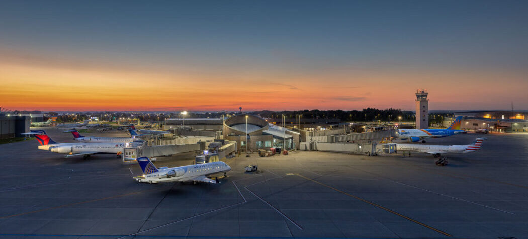 American Airlines - Appleton International Airport (ATW)